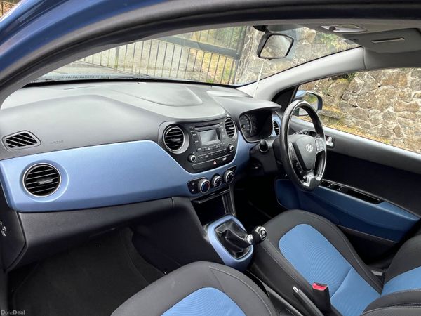 Hyundai i10 1.0 Deluxe 393864334