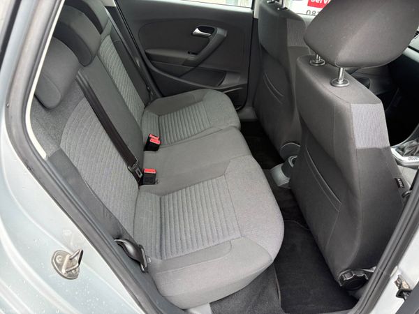 Volkswagen polo 1.2 petrol Automatic 393879244