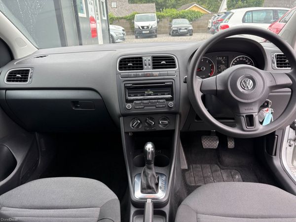 Volkswagen polo 1.2 petrol Automatic 393879250
