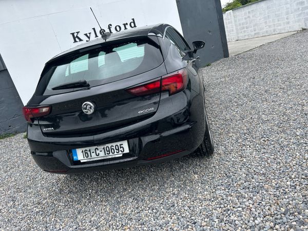 Vauxhall Astra 2016 393890650