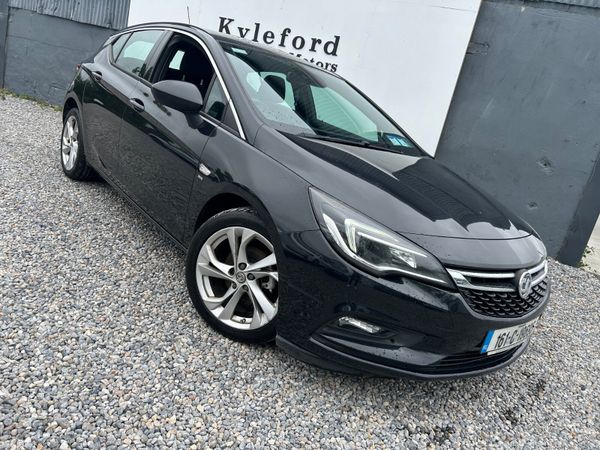 Vauxhall Astra 2016 393890628