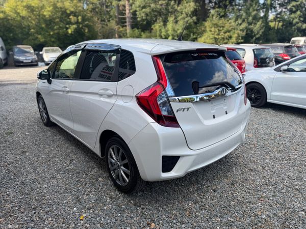 Honda FiT 2017 New stock arrival 393896334
