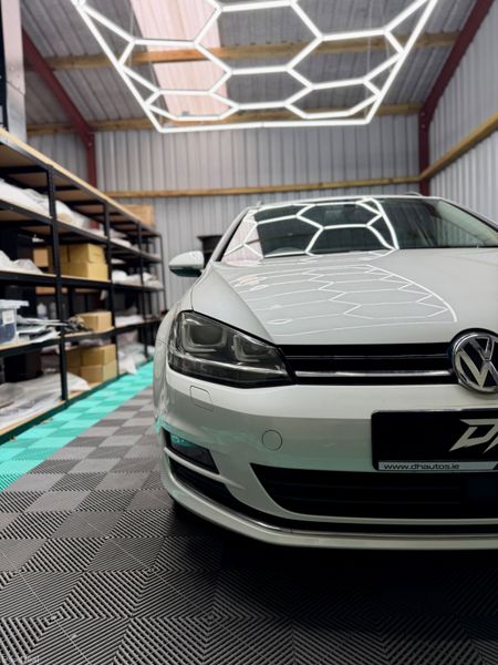 2015(152) Golf Estate 1.2 Petrol - Lounge Edition! 393896718