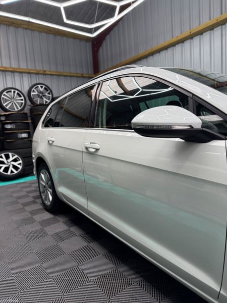 2015(152) Golf Estate 1.2 Petrol - Lounge Edition! 393896722