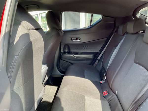 Toyota C-HR 2017 Automatic 49Kmiles 393813846