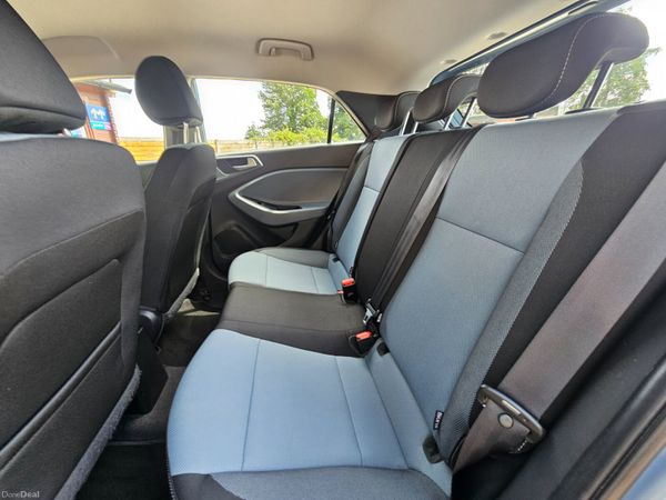 Hyundai i20 2017 1.2 Petrol High Spec Low Mileage 393814756