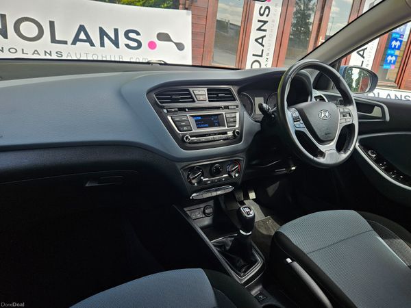 Hyundai i20 2017 1.2 Petrol High Spec Low Mileage 393814758