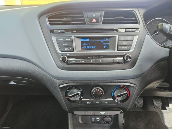 Hyundai i20 2017 1.2 Petrol High Spec Low Mileage 393814762