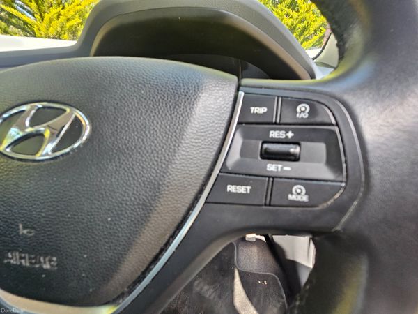 Hyundai i20 2017 1.2 Petrol High Spec Low Mileage 393814862