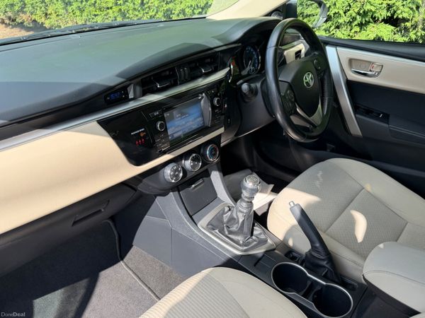Toyota Corolla 2016 LUNA D4d Sat-Nav 393825182