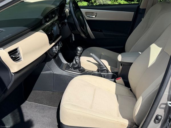 Toyota Corolla 2016 LUNA D4d Sat-Nav 393825190