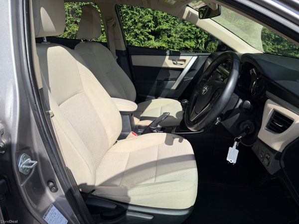 Toyota Corolla 2016 LUNA D4d Sat-Nav 393825206
