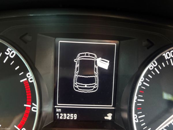 2018 Skoda Fabia Style 1.0 393826630