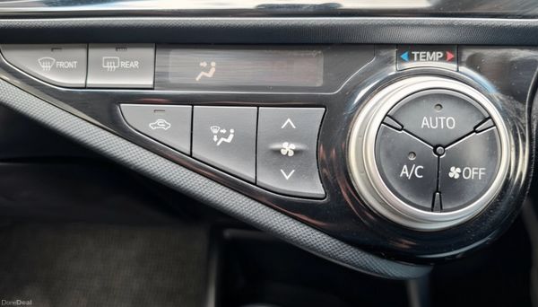Toyota Aqua 393831212