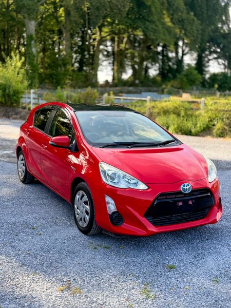 Toyota Aqua | 2015 | 79,000 KM | AUTO| HYBRID 393954120