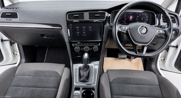 Volkswagen Golf 2018 1.4 TSI Highline Auto Tech ed 393988378