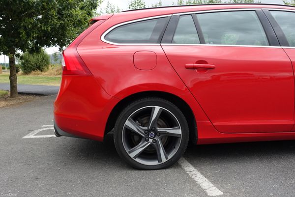 Volvo V60 2.0 diesel R-Design 393998184