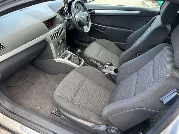 Opel Astra 2008 1.4 16V SXI 393902508
