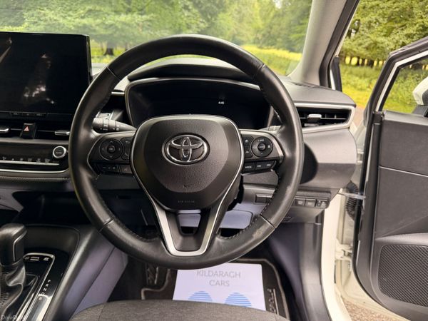 Toyota Corolla 2023 Luna Hybrid 393911568