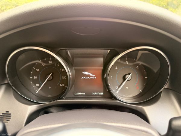 Jaguar XF 2018 R Sport 180BHP 393912662