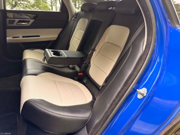 Jaguar XF 2018 R Sport 180BHP 393912682