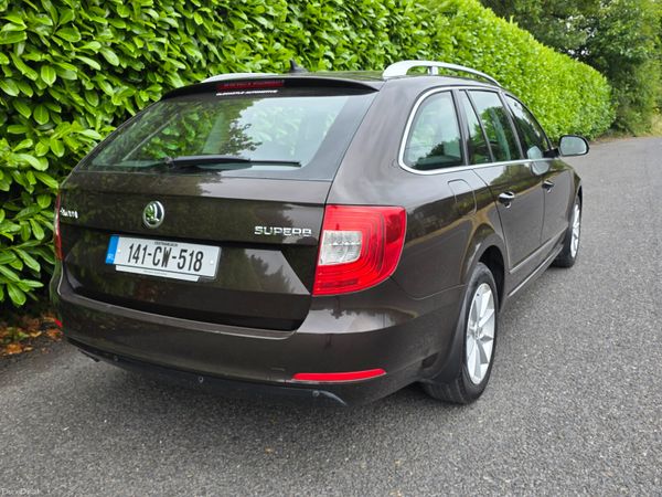 2014 Skoda Superb Combi 1.6 TDI Ambiente Estate 393912788