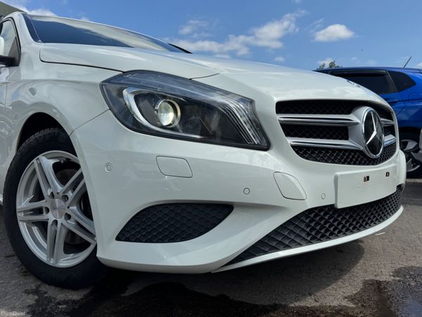MERCEDES A180 1.6L Petrol Auto 2014 38000KM 2 KEYS 393913494