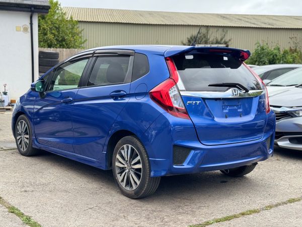 HONDA FIT Hybrid SPORTS Edition 2014 37000KM 2 Key 393923330