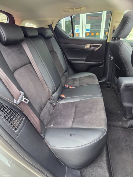 Lexus CT 2016 / F SPORT 394082112