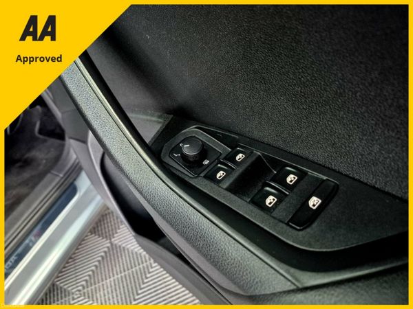 🚗 Skoda Karoq – Stylish  & Practical, 🚗 394083030