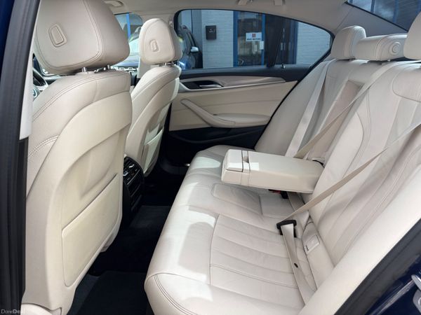 2017 BMW 520d SE AUTO SUNROOF 394089734