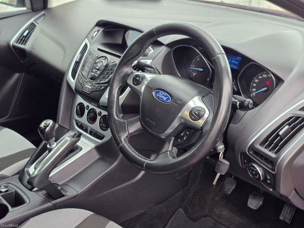 Ford Focus 1.6 TDCI 115 PS Zetec 394000230