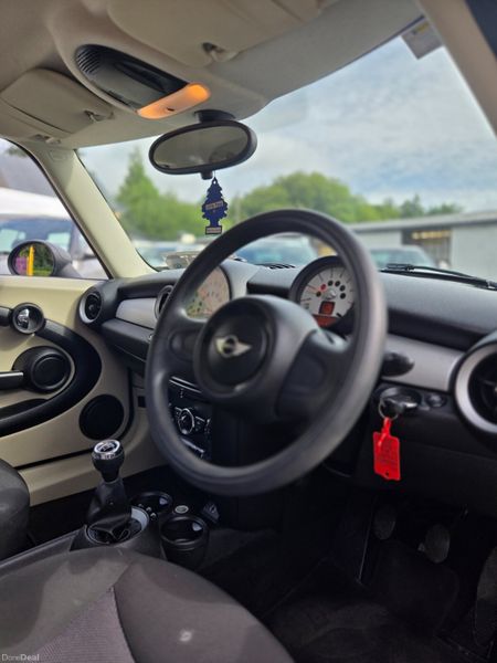 Stunning Mini One Low Mileage 394170846