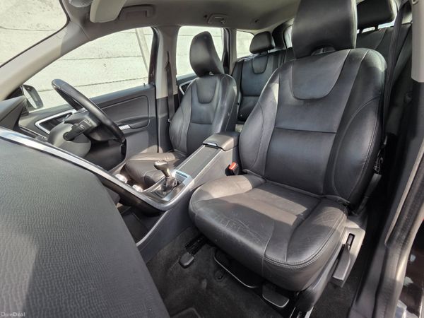 Volvo XC60 D4 (190hp) FWD SE 394122894