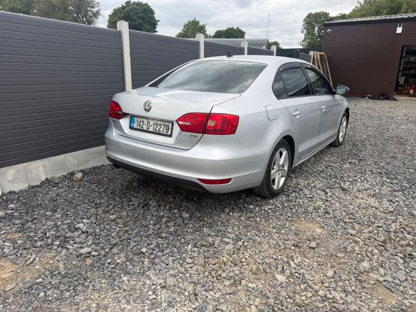 Volkswagen Jetta 2014 394123722