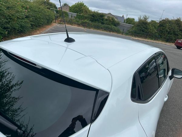 RENAULT CLIO 2015 PETROL AUTOMATIC 394125338
