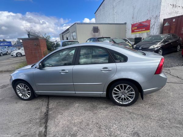 2009 Volvo S40, 5 of 14