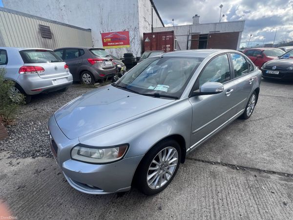 2009 Volvo S40, 2 of 14