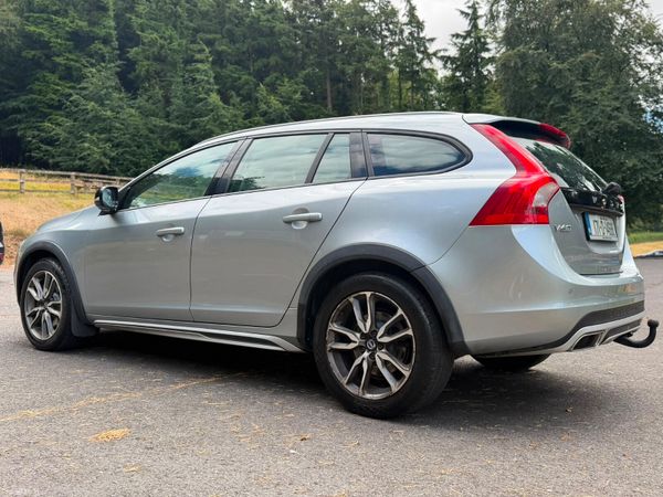 171 Volvo V60 CROSS COUNTRY Auto ⭐️⭐️⭐️ 394273100