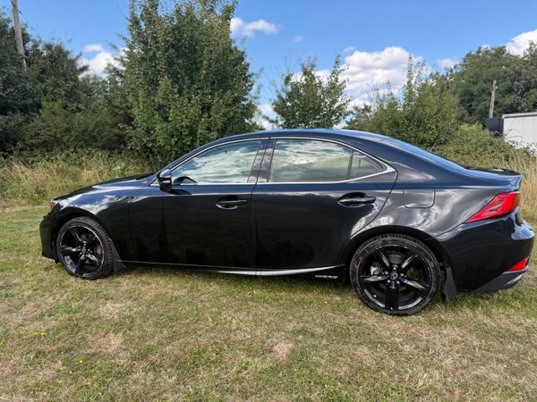 Lexus IS 300H F Sport  2018 2.5L Petrol Hybrid 394291026