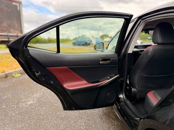 Lexus IS 300H F Sport  2018 2.5L Petrol Hybrid 394291298