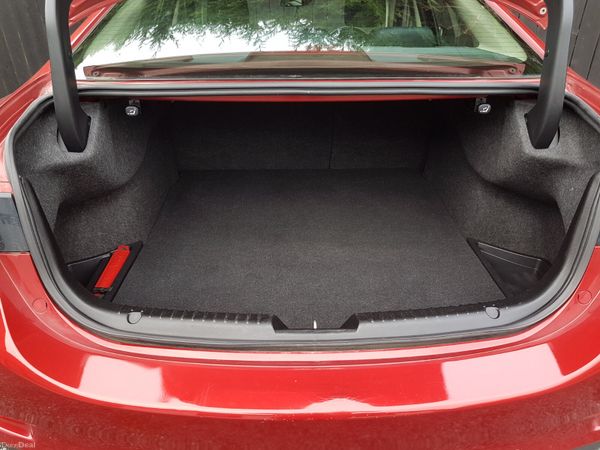 MAZDA 6 .. NCT 10/27...1 YEAR WARRANTY 394352784