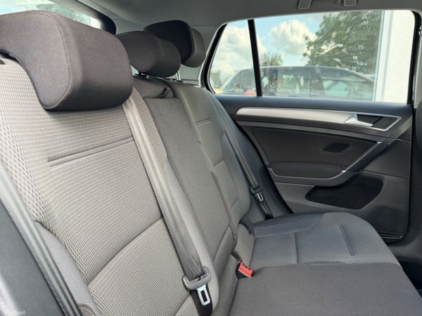 Volkswagen Golf MATCH BLUEMOTION 394358960