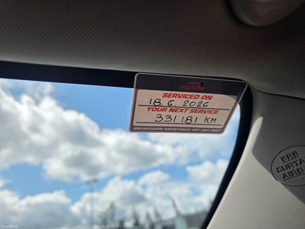 Toyota Auris 2009 394365416