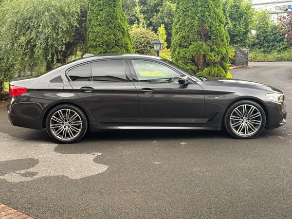 Now Reserved! High Spec Low km BMW 520d M-Sport! 394381356