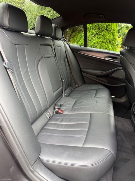 Now Reserved! High Spec Low km BMW 520d M-Sport! 394381366