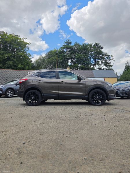 Stunning High Spec Nissan Qashqai NCT Warranty 394312666