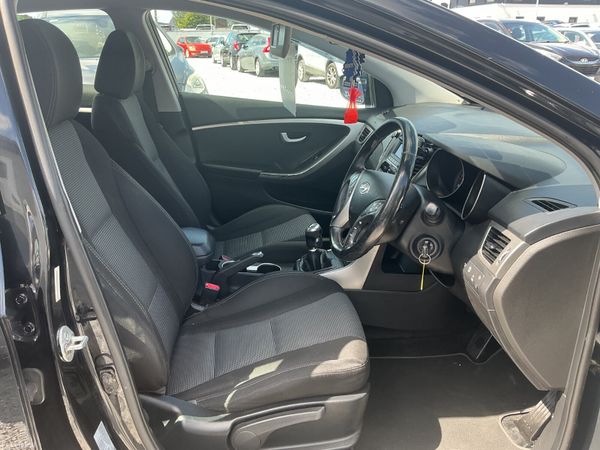 2013 HYUNDAI i30 1.6 DIESEL LOW MILEAGE 394325426