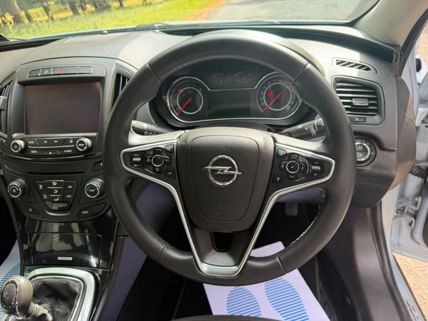 Opel Insignia 2016 Diesel Lovely Car 394442624