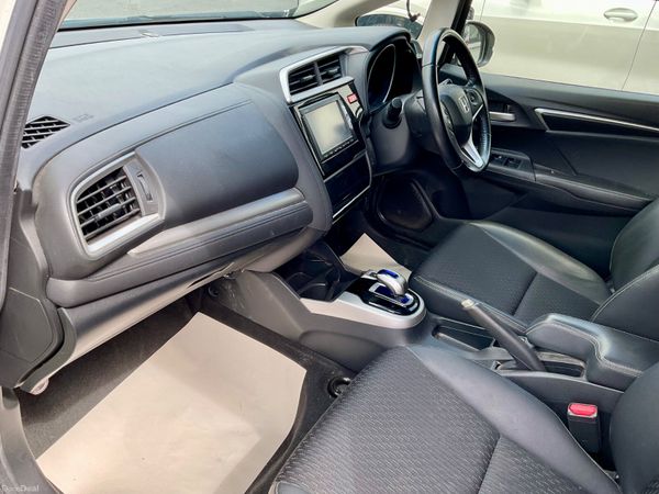 2015 Honda Fit 1.5 Hybrid Auto,Leather packag 394483830